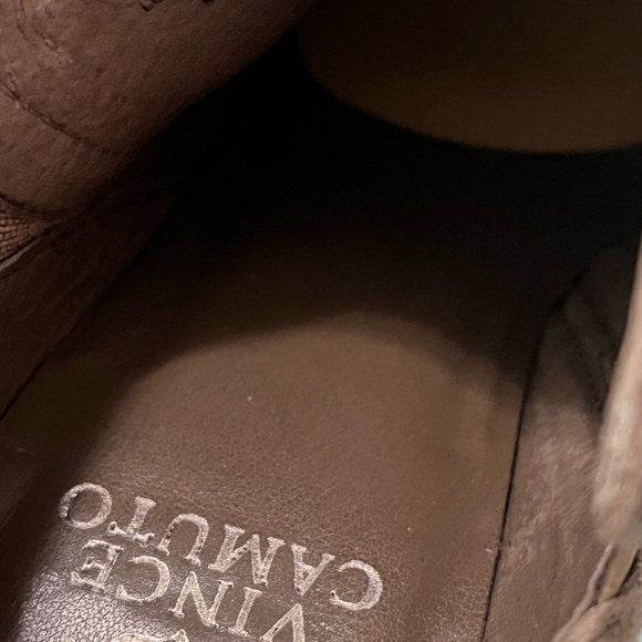 Vince Camuto Women's Francia
Ankle Boots Leather Suede Ankle Boots size  8.5 - Picture 11 of 11